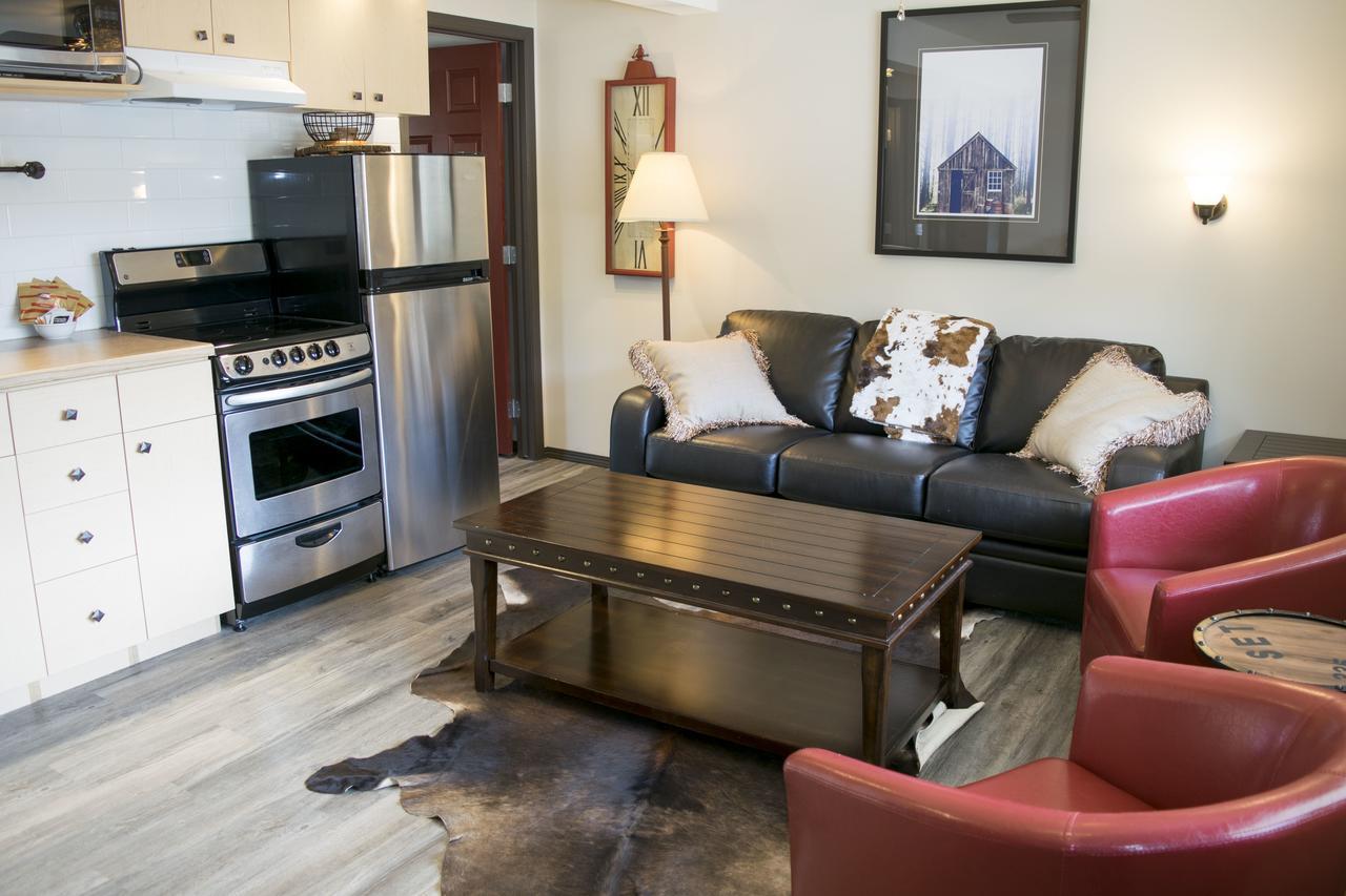 Yamnuska Suites Canmore Esterno foto