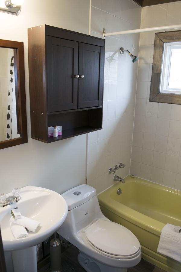 Yamnuska Suites Canmore Esterno foto