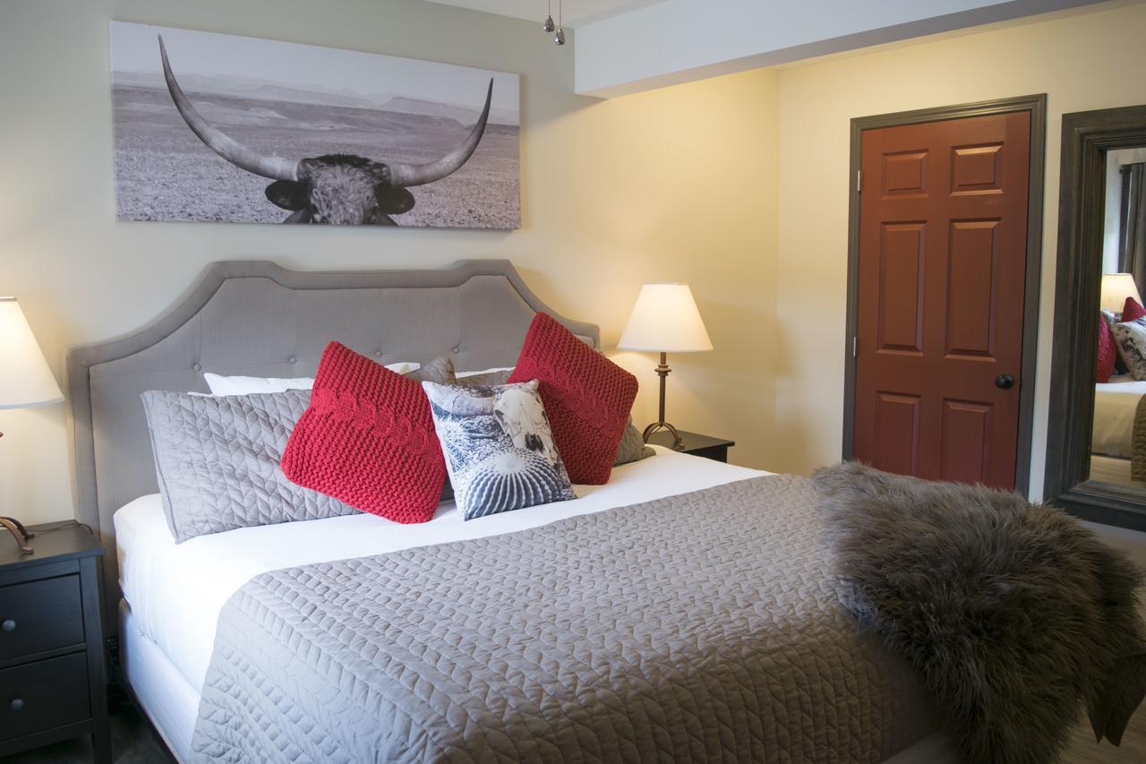 Yamnuska Suites Canmore Esterno foto