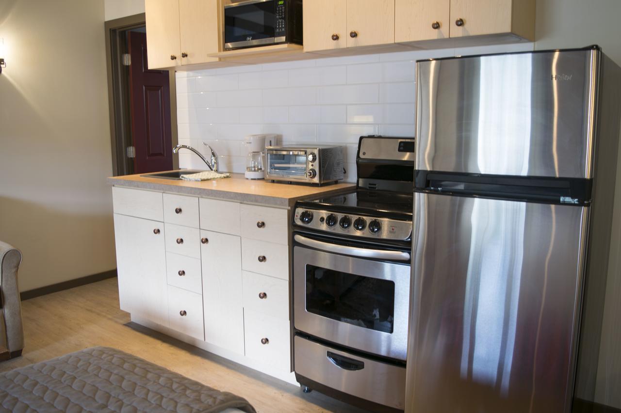 Yamnuska Suites Canmore Esterno foto