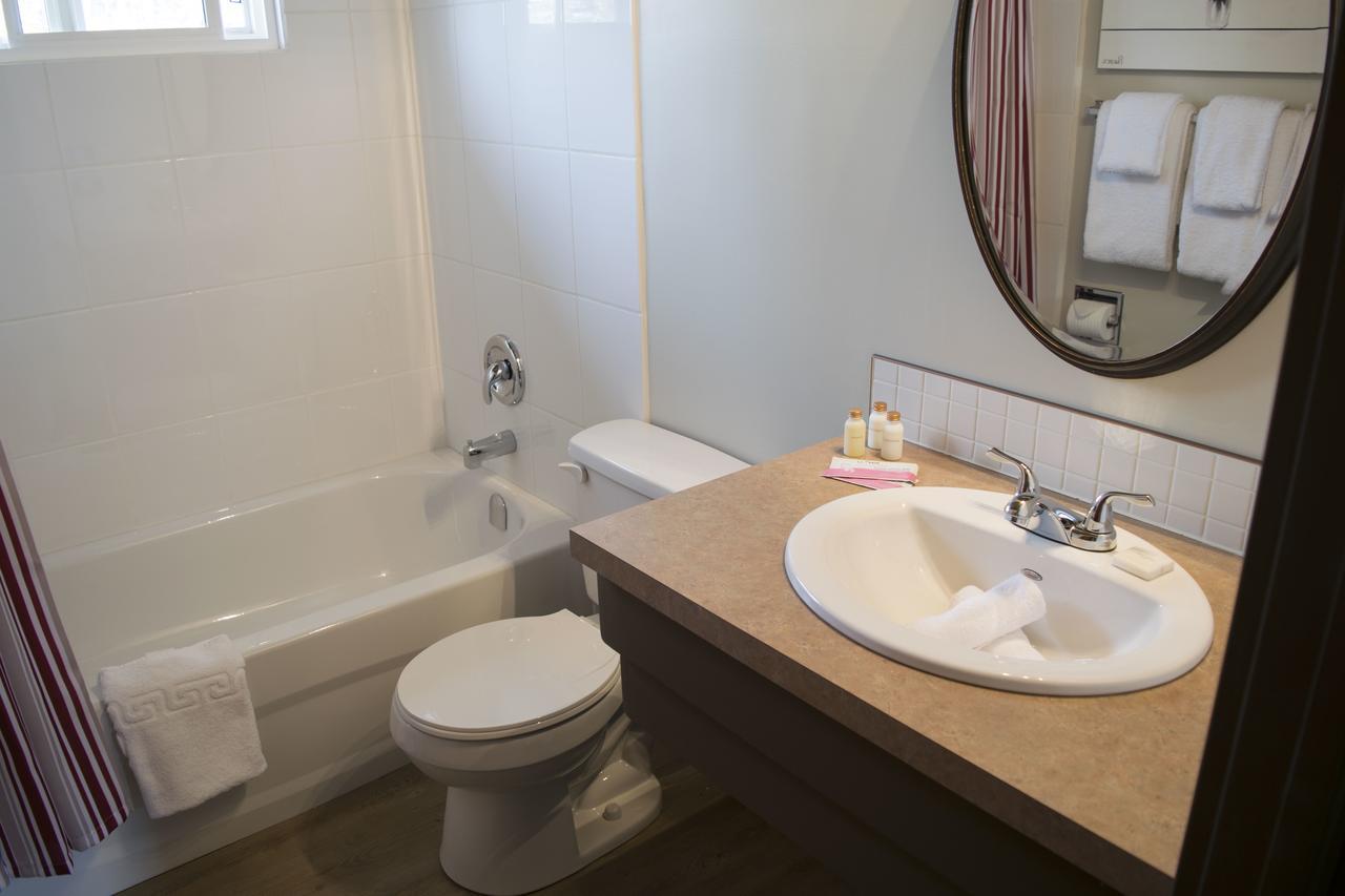 Yamnuska Suites Canmore Esterno foto